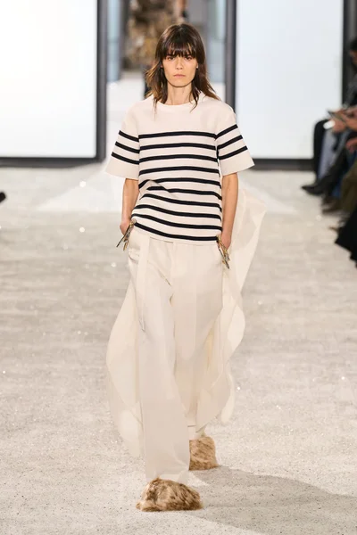 Look 7